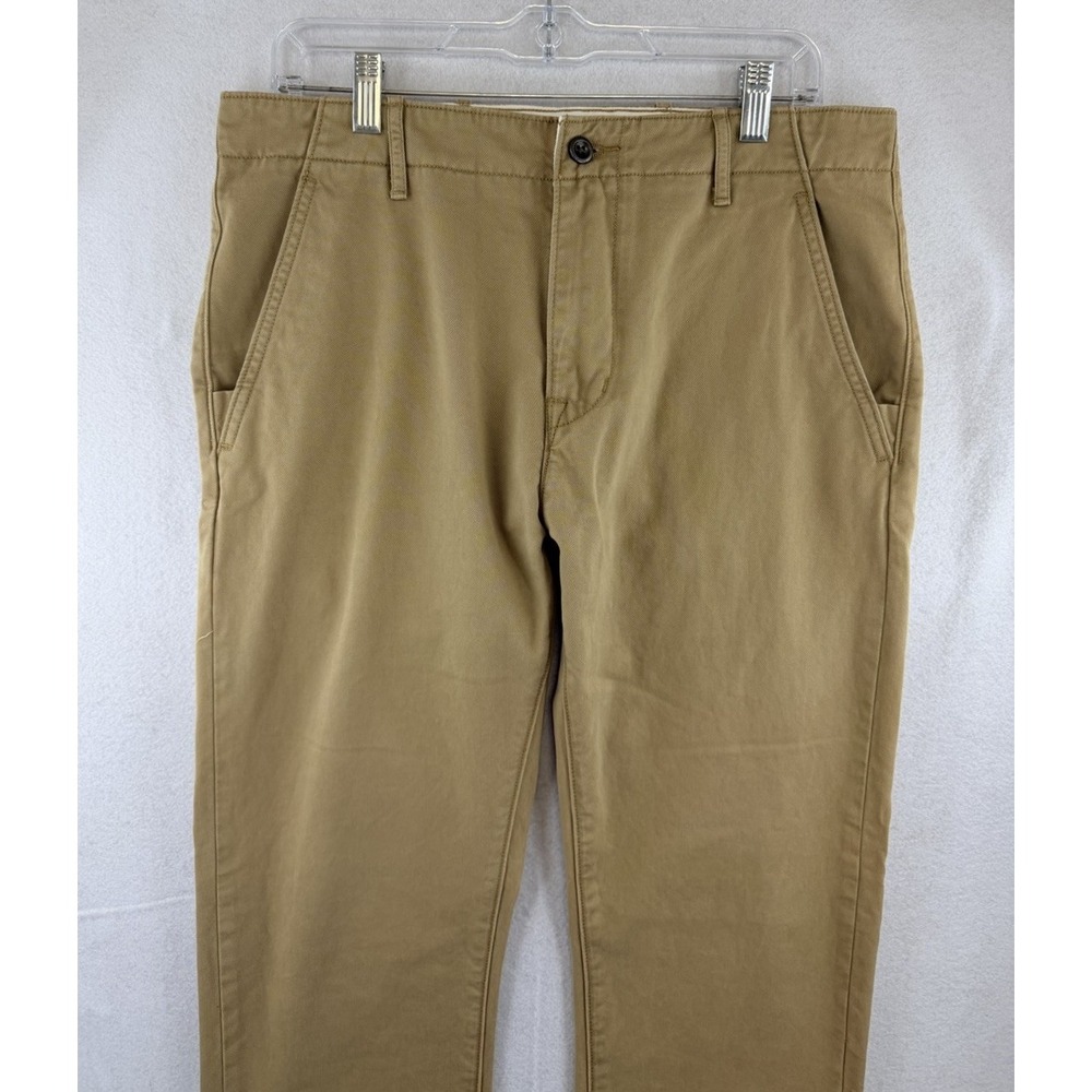 Levi's Men's Khaki Tan Chino Pants